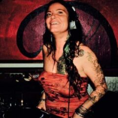 HH19-DJ-Kath-Flowerpower